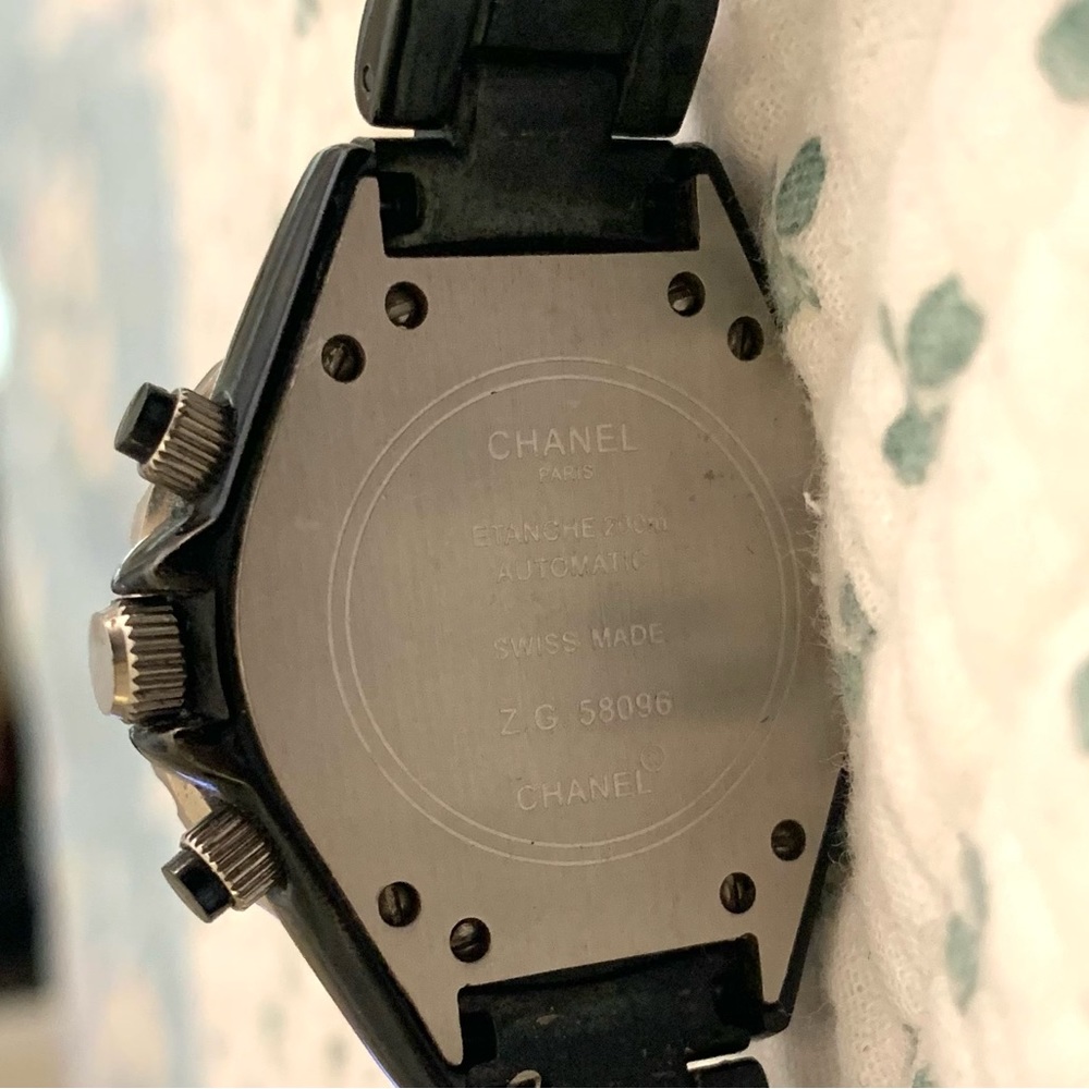 Chanel Watch - Picture 6 of 7